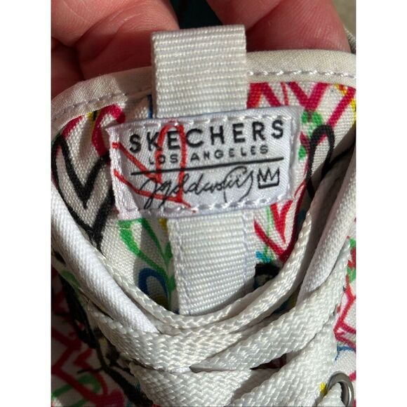 Sketchers STREET TRAX-UNITED HEARTRed, Yellow, Green Size 5.5 - Picture 8 of 11